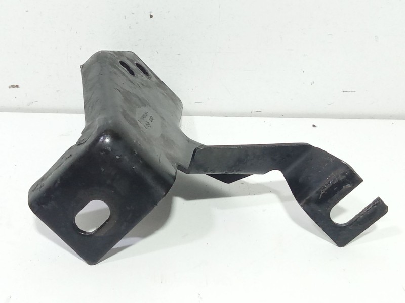Recambio de soporte motor para renault megane ii (bm0/1_, cm0/1_) 1.9 dci referencia OEM IAM 8200403637  