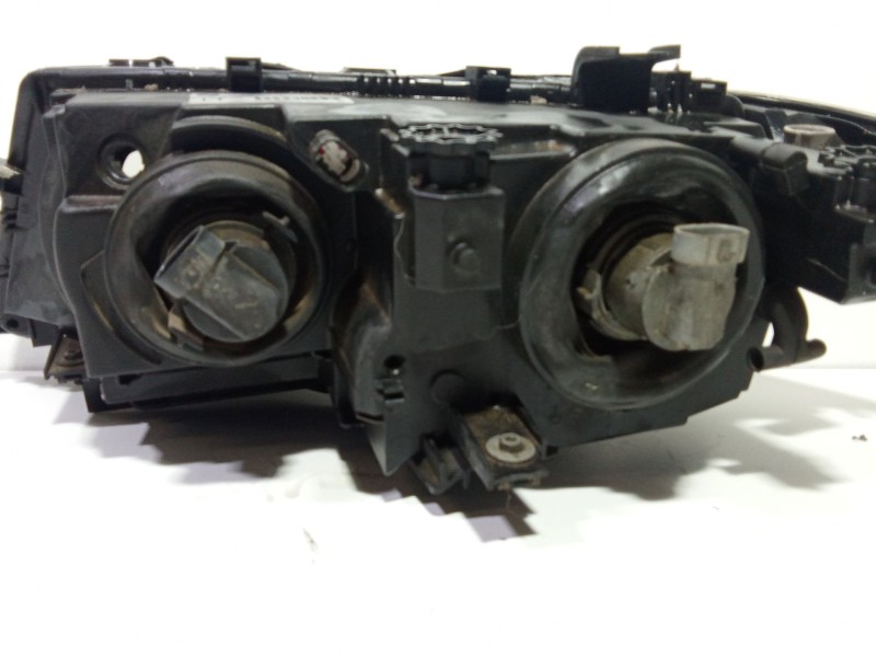 Recambio de faro derecho para bmw 3 (e46) 320 d referencia OEM IAM 3 (E46) 320 D (2001 - 2005) 1995CCM 150CV 110KW 5p  