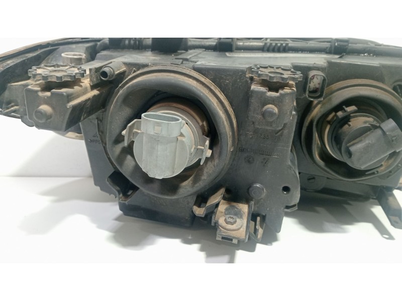 Recambio de faro izquierdo para bmw 3 (e46) 320 d referencia OEM IAM 3 (E46) 320 d 2001 - 2005 1995.0 150CV 5  