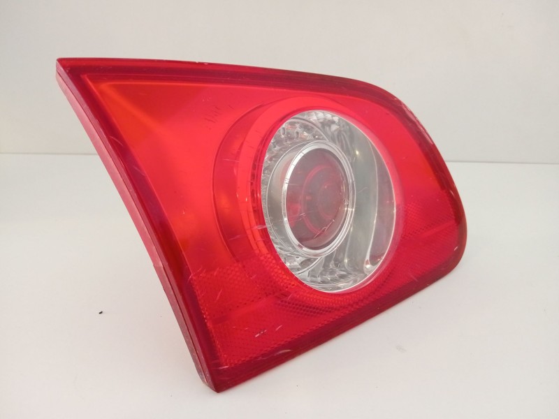 Recambio de piloto trasero izquierdo interior para volkswagen passat b6 variant (3c5) 2.0 tdi 16v referencia OEM IAM 27449002  