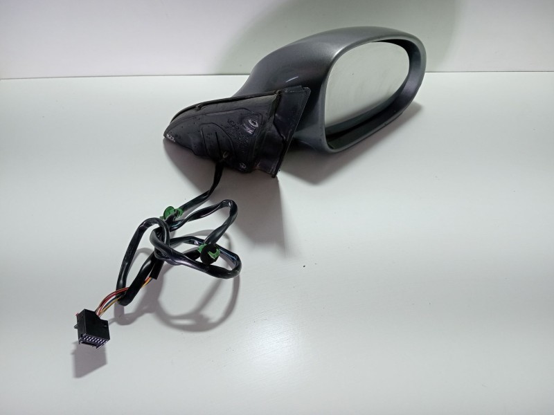 Recambio de retrovisor derecho para volkswagen passat b6 variant (3c5) 2.0 tdi 16v referencia OEM IAM 3c0857934  R