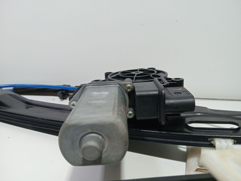 Recambio de elevalunas delantero derecho para bmw 3 (f30, f80) 318 d referencia OEM IAM 725982417  