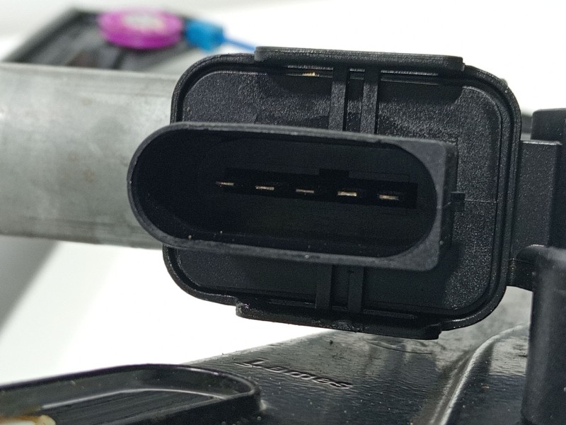 Recambio de elevalunas delantero derecho para bmw 3 (f30, f80) 318 d referencia OEM IAM 725982417  