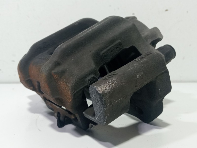 Recambio de pinza freno delantera izquierda para bmw 3 (f30, f80) 318 d referencia OEM IAM B47 D20 A  
