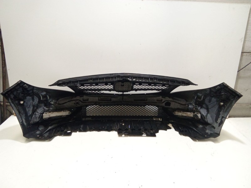 Recambio de paragolpes delantero para mercedes-benz clase b sports tourer (w246, w242) b 180 cdi (246.200) referencia OEM IAM A2