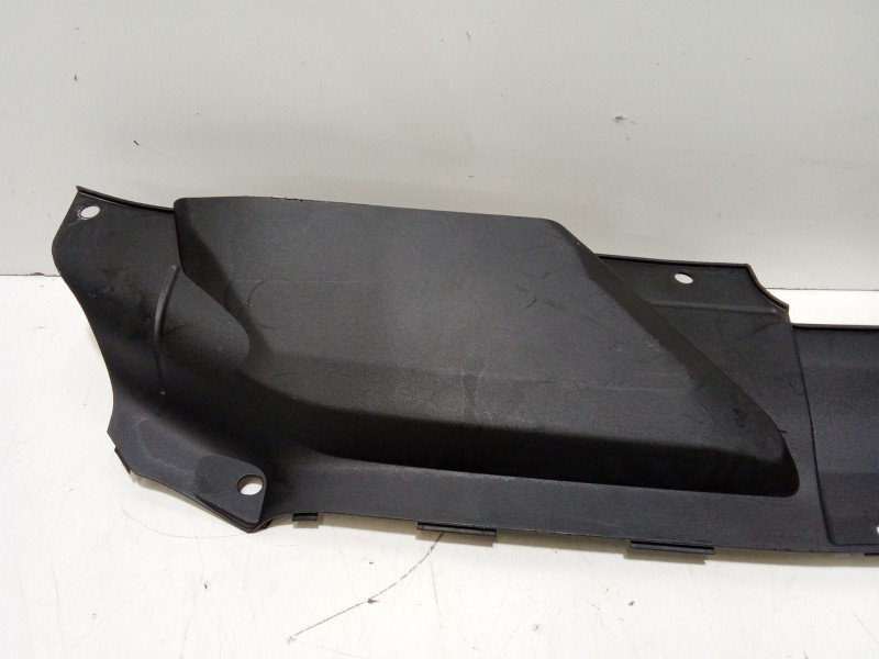 Recambio de rejilla delantera para audi a5 (8t3) 2.0 tdi referencia OEM IAM 8T0807081A  