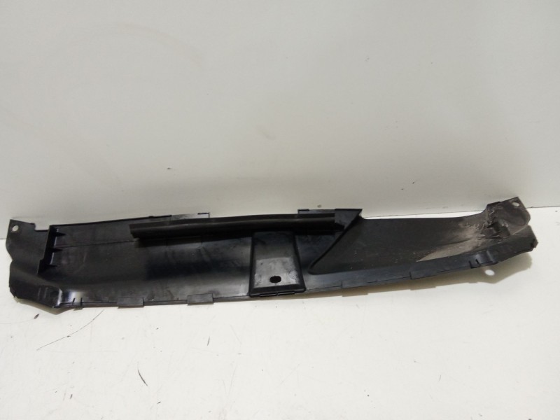 Recambio de rejilla delantera para audi a5 (8t3) 2.0 tdi referencia OEM IAM 8T0807081A  