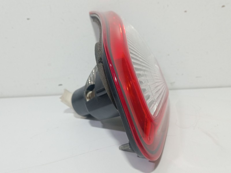 Recambio de piloto trasero derecho interior para nissan qashqai i (j10, nj10) 1.5 dci referencia OEM IAM 89503209  