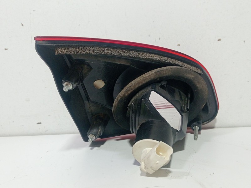 Recambio de piloto trasero derecho interior para nissan qashqai i (j10, nj10) 1.5 dci referencia OEM IAM 89503209  
