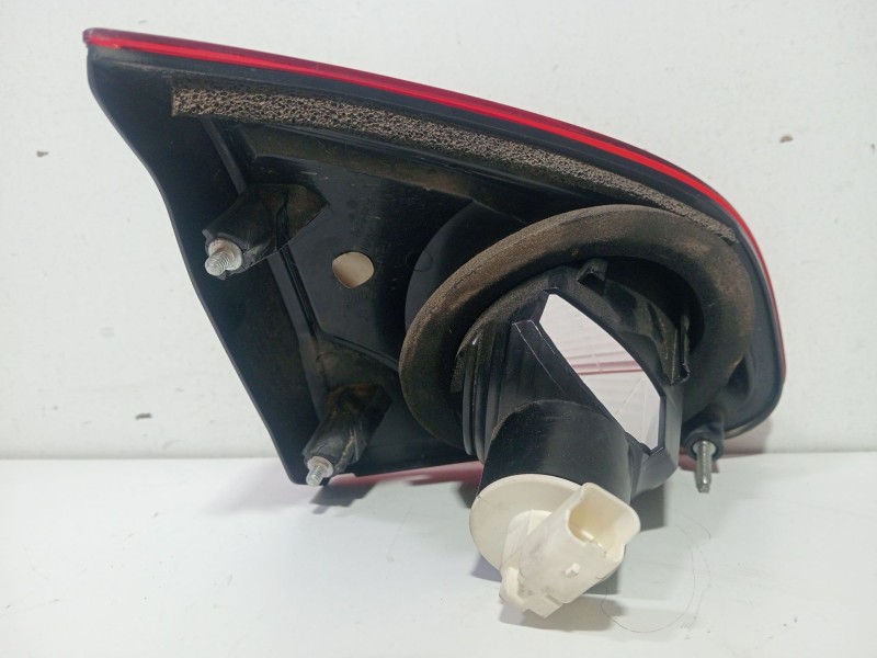 Recambio de piloto trasero derecho interior para nissan qashqai i (j10, nj10) 1.5 dci referencia OEM IAM 89503209  