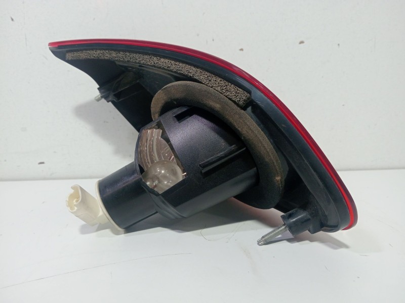 Recambio de piloto trasero derecho interior para nissan qashqai i (j10, nj10) 1.5 dci referencia OEM IAM 89503209  