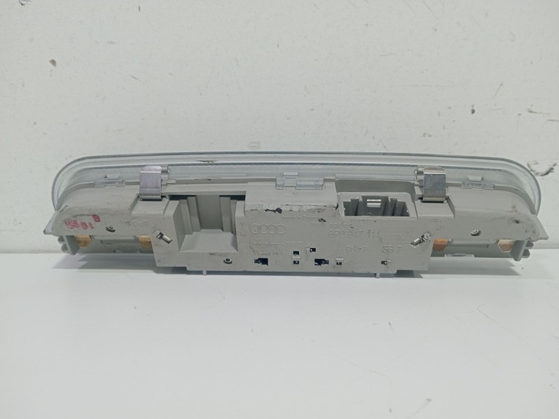 Recambio de luz interior de techo para audi a3 (8p1) 1.6 referencia OEM IAM 8p0947111  
