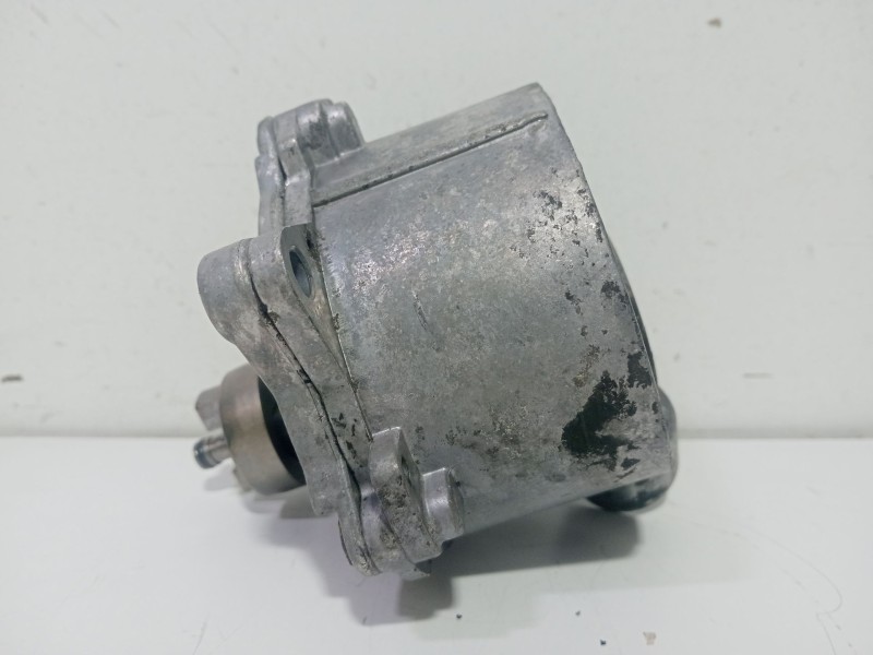 Recambio de depresor freno / bomba vacio para mercedes-benz clase m (w163) ml 270 cdi (163.113) referencia OEM IAM A6122300065  