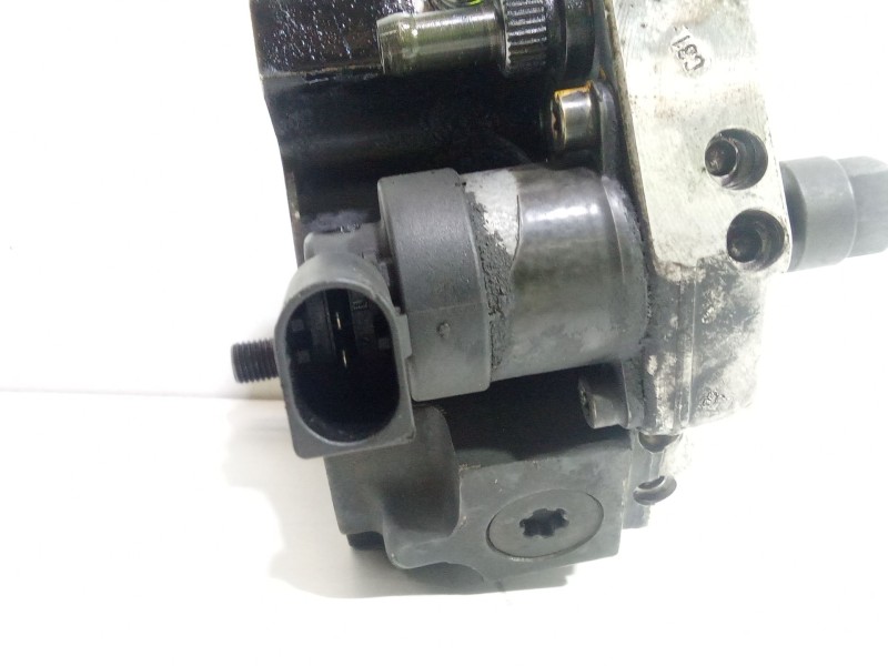 Recambio de bomba inyeccion para bmw 3 (e46) 320 d referencia OEM IAM 0445010045  