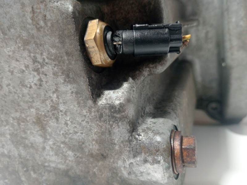 Recambio de carter para jeep grand cherokee iii (wh, wk) 3.0 crd 4x4 referencia OEM IAM A6420141402  