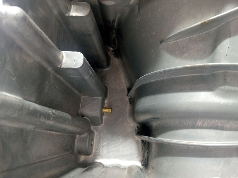 Recambio de carter para jeep grand cherokee iii (wh, wk) 3.0 crd 4x4 referencia OEM IAM A6420141402  