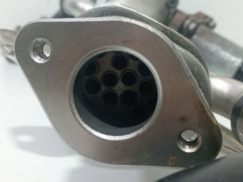 Recambio de enfriador egr para ssangyong kyron 2.0 xdi 4x4 referencia OEM IAM A6651400470  