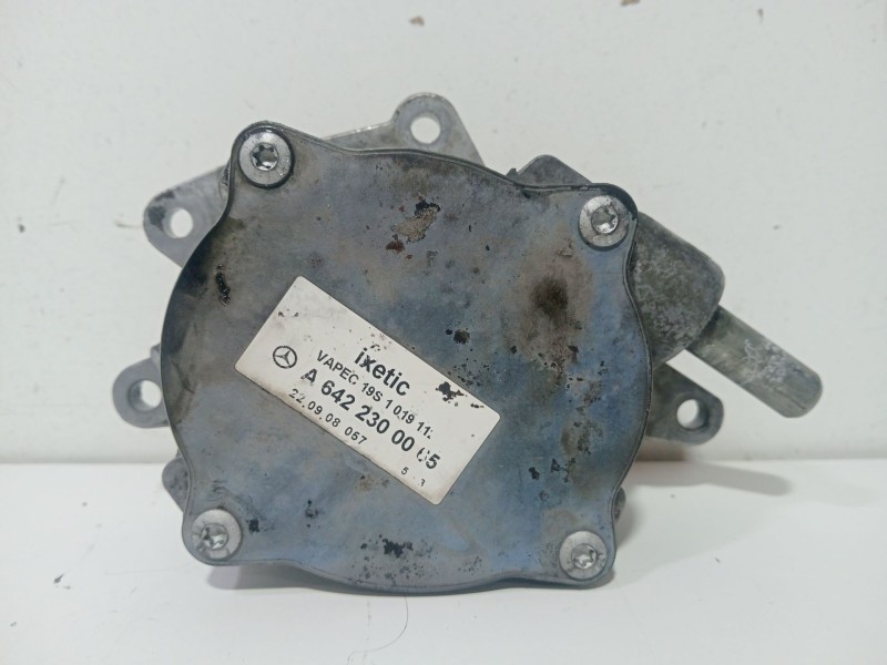 Recambio de depresor freno / bomba vacio para mercedes-benz clase c (w204) c 320 cdi (204.022) referencia OEM IAM A6422300065  