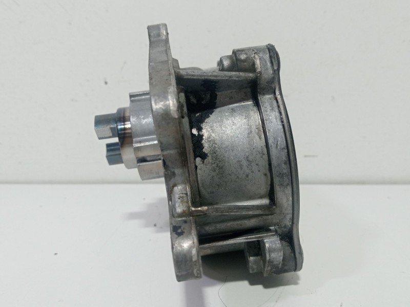 Recambio de depresor freno / bomba vacio para mercedes-benz clase c (w204) c 320 cdi (204.022) referencia OEM IAM A6422300065  