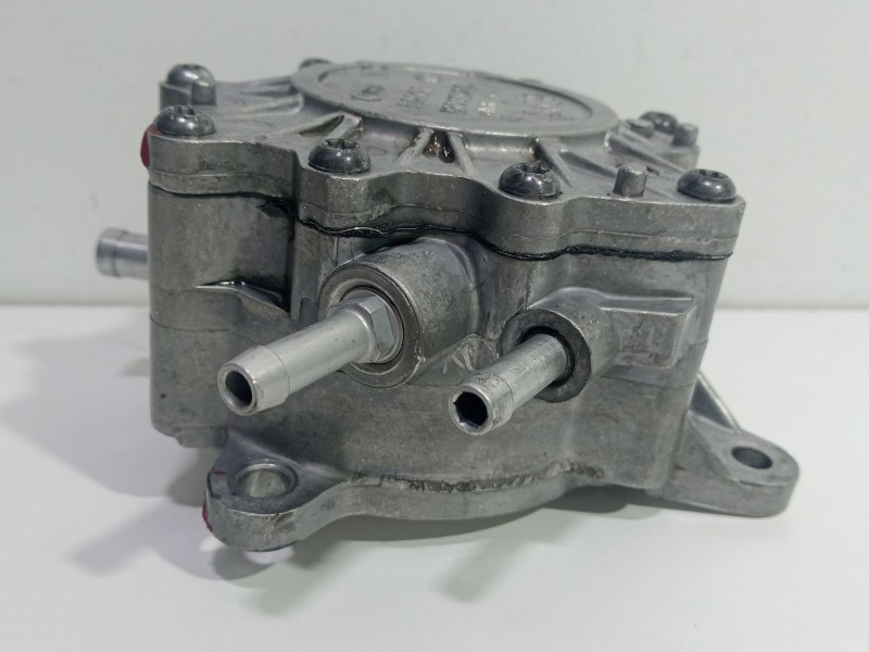 Recambio de depresor freno / bomba vacio para seat leon (1p1) 2.0 tdi referencia OEM IAM 03G145209  