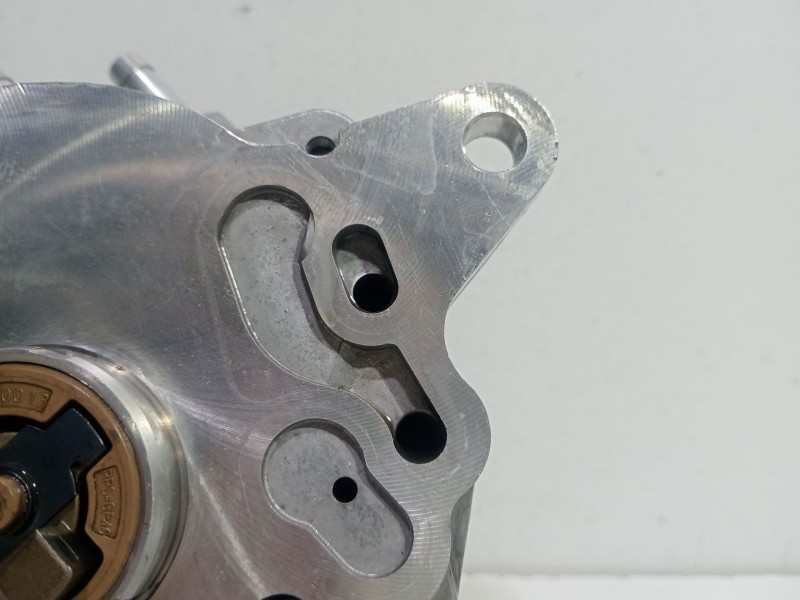 Recambio de depresor freno / bomba vacio para seat leon (1p1) 2.0 tdi referencia OEM IAM 03G145209  