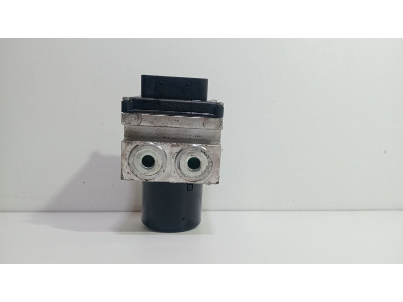 Recambio de abs para peugeot 407 referencia OEM IAM 9661731180  