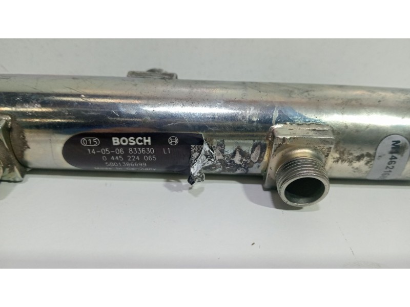 Recambio de rampa inyectora para iveco daily vi caja/chasis 33s16, 35s16, 35c16, 40c16, 50c16 referencia OEM IAM 5801386699  