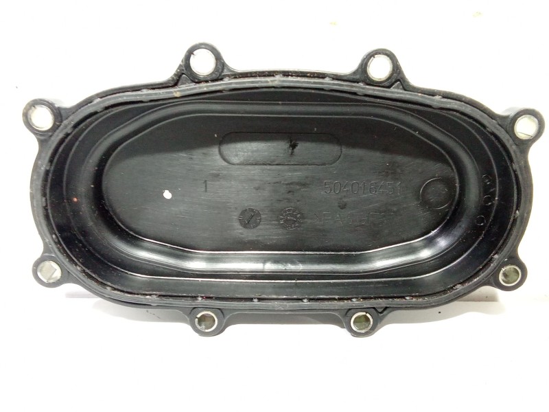 Recambio de tapa distribucion para iveco daily vi caja/chasis 33s16, 35s16, 35c16, 40c16, 50c16 referencia OEM IAM 504016451  