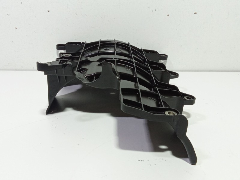 Recambio de moldura para mercedes-benz clase s (w221) berlina 320 / 350 cdi (221.022) referencia OEM IAM A6421800785  