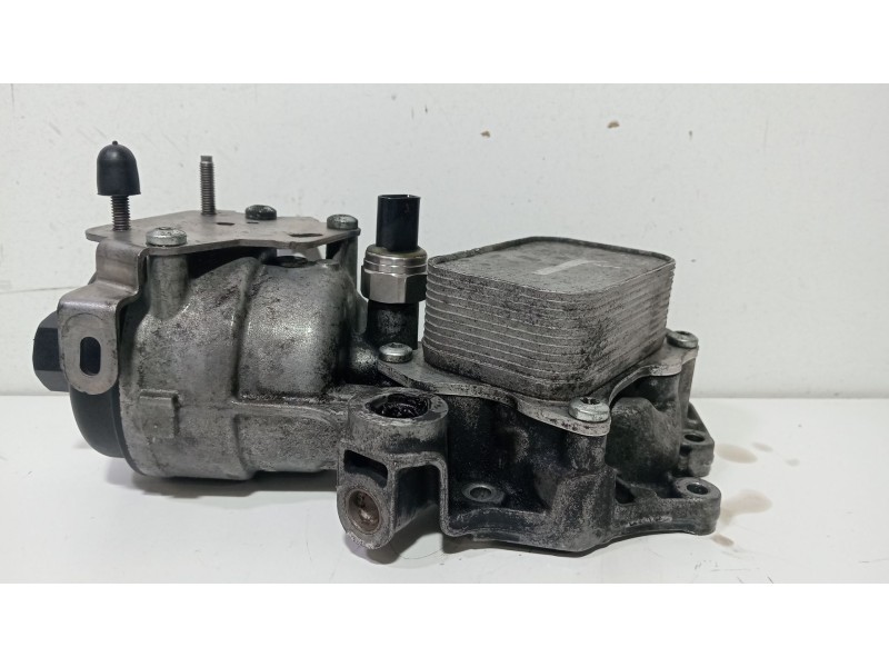 Recambio de soporte filtro aceite para peugeot 2008 i (cu_) 1.6 hdi referencia OEM IAM 9823532380  