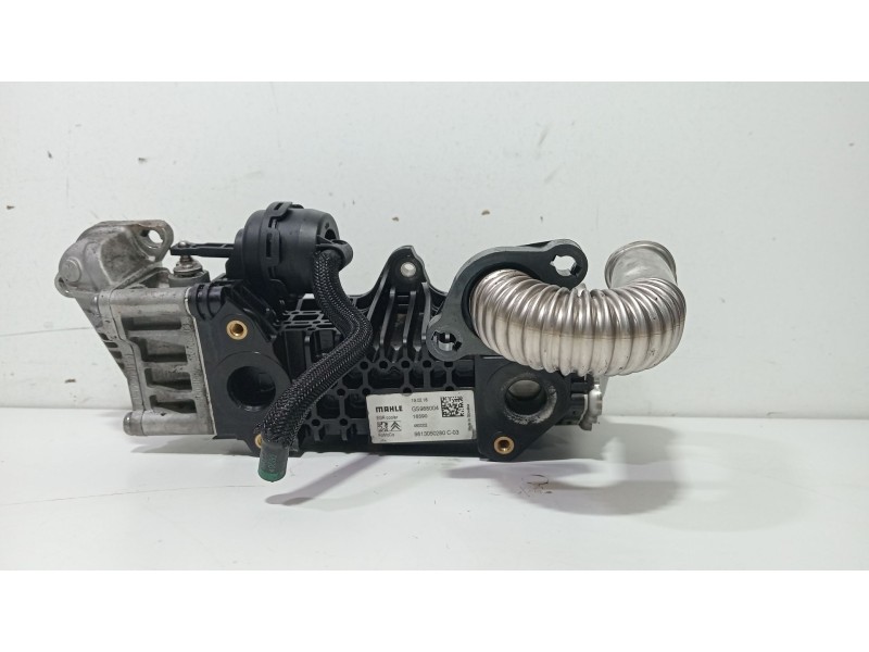 Recambio de valvula egr para peugeot 3008 referencia OEM IAM 9813050280  