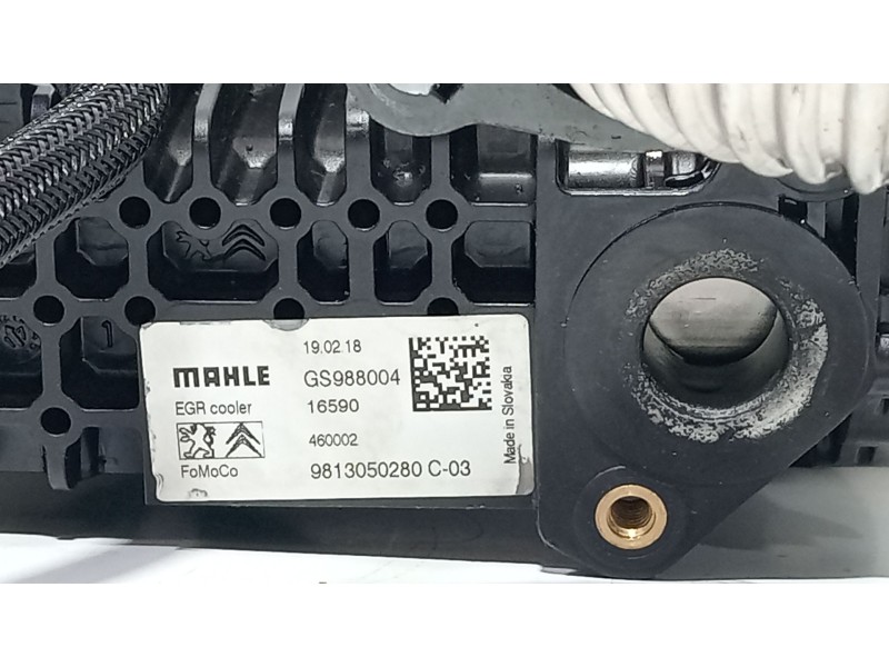 Recambio de valvula egr para peugeot 3008 referencia OEM IAM 9813050280  