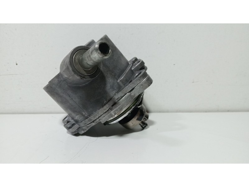 Recambio de depresor freno / bomba vacio para mercedes-benz sprinter 02.00  caja abierta 313 cdi (903.611-612-613) referencia OE