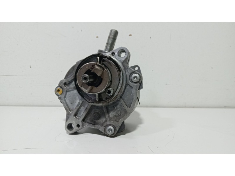 Recambio de depresor freno / bomba vacio para mercedes-benz sprinter 02.00  caja abierta 313 cdi (903.611-612-613) referencia OE