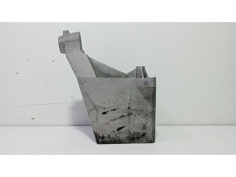 Recambio de soporte motor izquierdo para mercedes-benz sprinter ii james cook (906) 313 cdi compact referencia OEM IAM A64622304