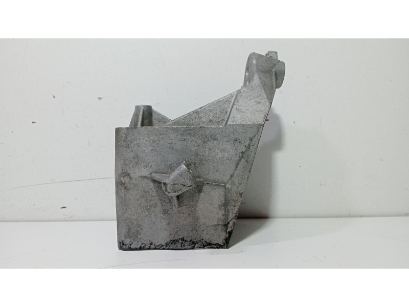 Recambio de soporte motor izquierdo para mercedes-benz sprinter ii james cook (906) 313 cdi compact referencia OEM IAM A64622304