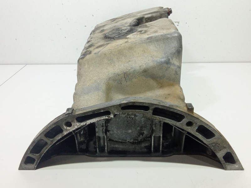 Recambio de carter para mercedes-benz sprinter 02.00  caja abierta, doble cab. 213 cdi (901.6/902.621-622) referencia OEM IAM R6