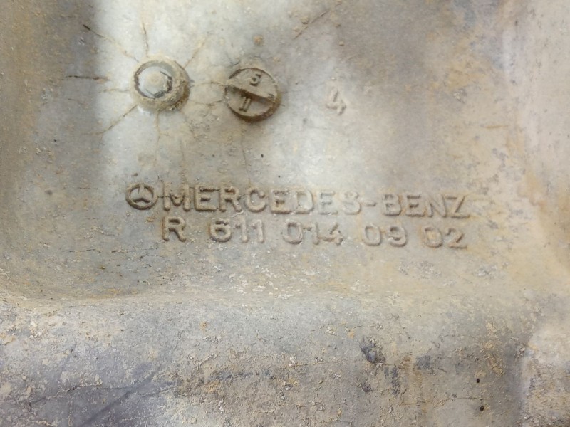 Recambio de carter para mercedes-benz sprinter 02.00  caja abierta, doble cab. 213 cdi (901.6/902.621-622) referencia OEM IAM R6