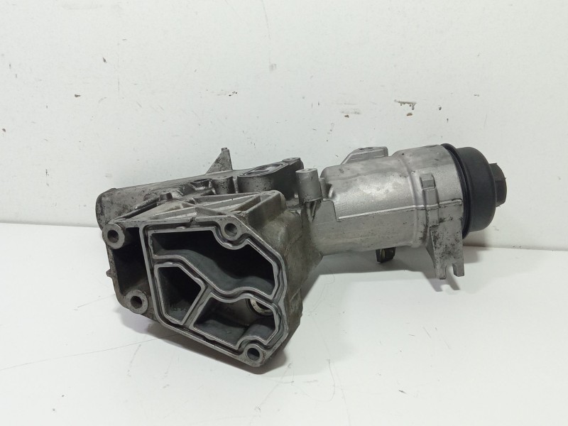 Recambio de soporte filtro aceite para bmw serie 3 berlina (e46) 320d referencia OEM IAM 2246981  