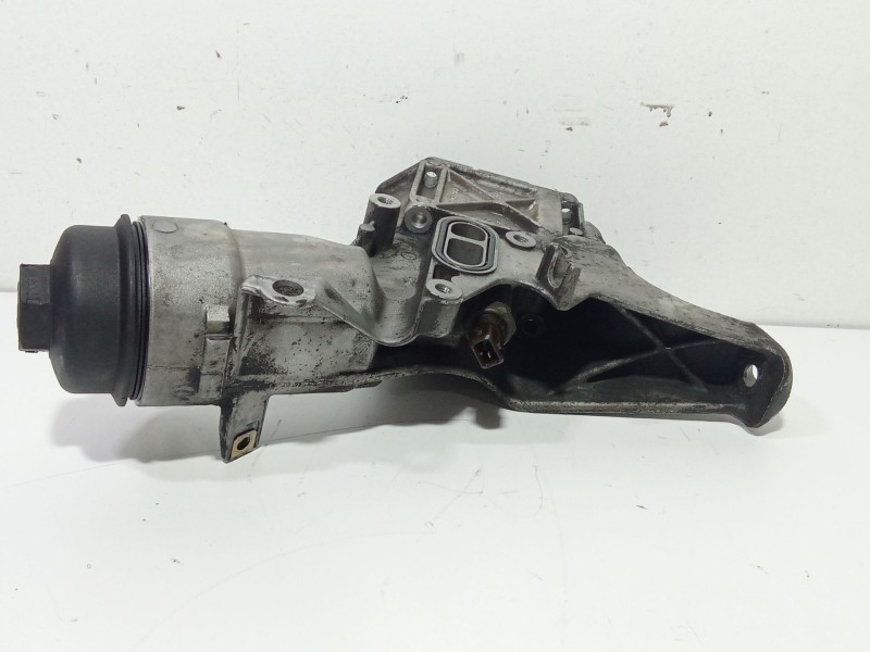 Recambio de soporte filtro aceite para bmw serie 3 berlina (e46) 320d referencia OEM IAM 2246981  