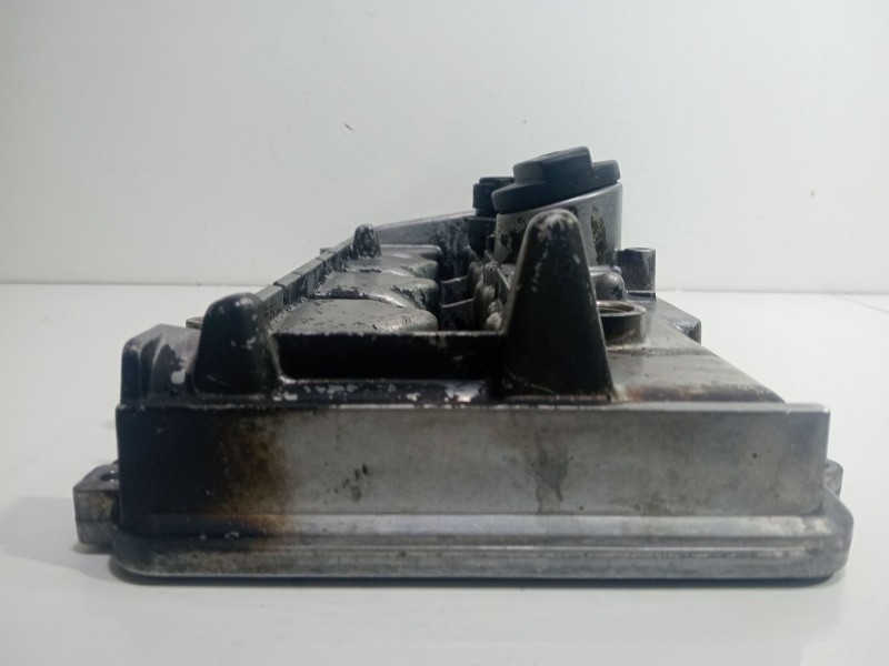 Recambio de tapa balancines para mercedes-benz clase e (w210) e 200 d (210.003) referencia OEM IAM A6110160805  