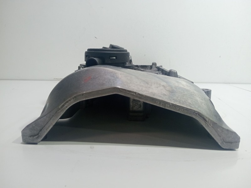 Recambio de tapa balancines para mercedes-benz clase e (w210) e 200 d (210.003) referencia OEM IAM A6110160805  