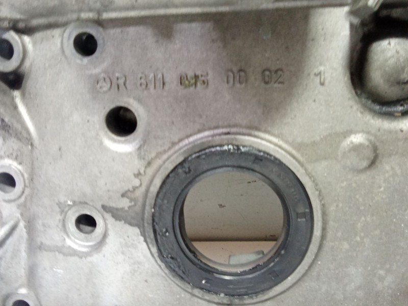 Recambio de tapa distribucion para mercedes-benz clase e (w210) e 200 cdi (210.007) referencia OEM IAM R6110150002  