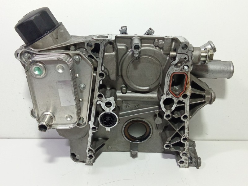 Recambio de tapa distribucion para mercedes-benz clase e (w210) e 200 cdi (210.007) referencia OEM IAM R6110150002  