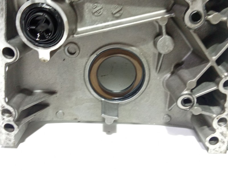 Recambio de tapa distribucion para mercedes-benz clase e (w210) e 200 cdi (210.007) referencia OEM IAM R6110150002  