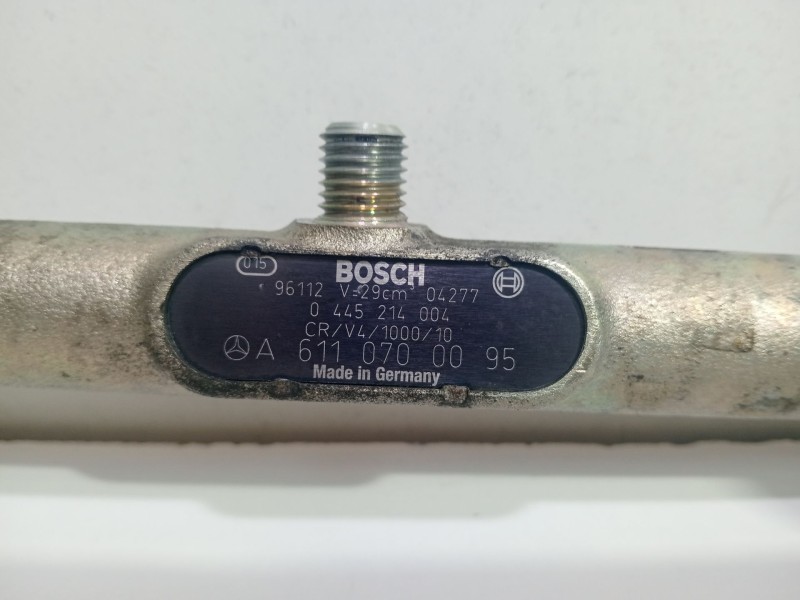 Recambio de rampa inyectora para mercedes-benz clase e (w210) e 200 d (210.003) referencia OEM IAM A6110700095  