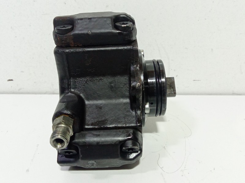 Recambio de bomba inyeccion para mercedes-benz clase c (w203) c 220 cdi (203.006) referencia OEM IAM a6110700501  