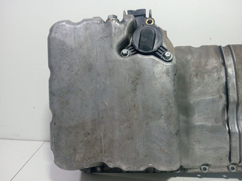 Recambio de carter para mercedes-benz clase e (w210) e 200 d (210.003) referencia OEM IAM R6110140002  