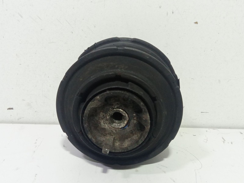 Recambio de soporte motor para mercedes-benz clase c (w204) c 200 cdi (204.007, 204.006) referencia OEM IAM A2102401217  