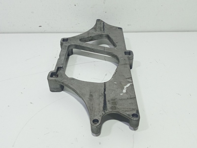 Recambio de enfriador egr para volkswagen amarok (2ha, 2hb, s1b, s6b, s7a, s7b) 2.0 tdi referencia OEM IAM 03L131535E  